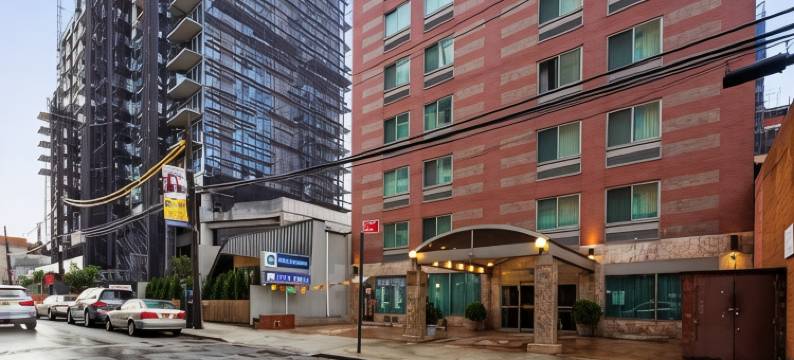 法拉盛皇庭贝斯特韦斯特酒店(Best Western Queens Court)图片