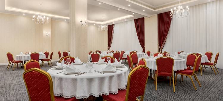 希姆肯特华美达温德姆酒店(Ramada by Wyndham Shymkent)图片