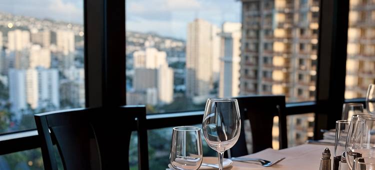 伊丽凯豪华套房酒店(Ilikai Hotel & Luxury Suites)图片