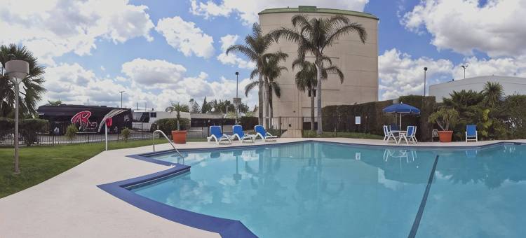 Holiday Inn Express 范奈斯(Holiday Inn Express VAN NUYS by IHG)图片