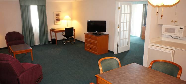莫林机场拉昆塔温德姆酒店(La Quinta Inn by Wyndham Moline Airport)图片