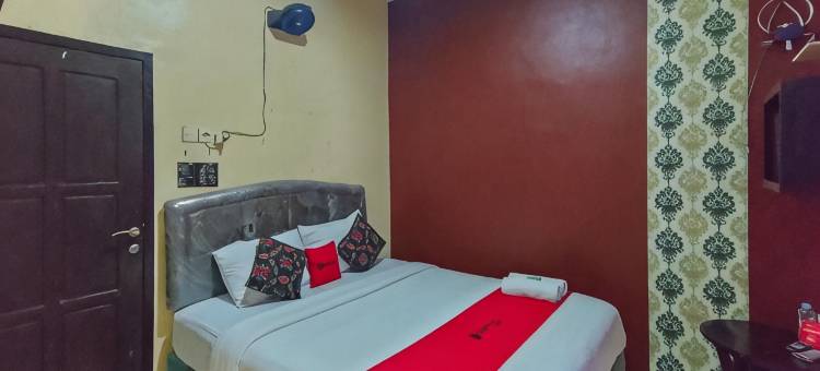 佩塞特红多兹酒店(RedDoorz @ Pacet Mojokerto)图片