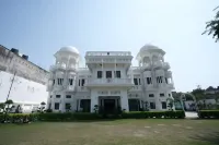 Shakuntala Palace - A Heritage Hotel - 3 Sao