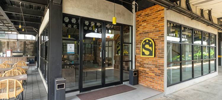 SUMMERVILLE HOTEL MAJALENGKA图片