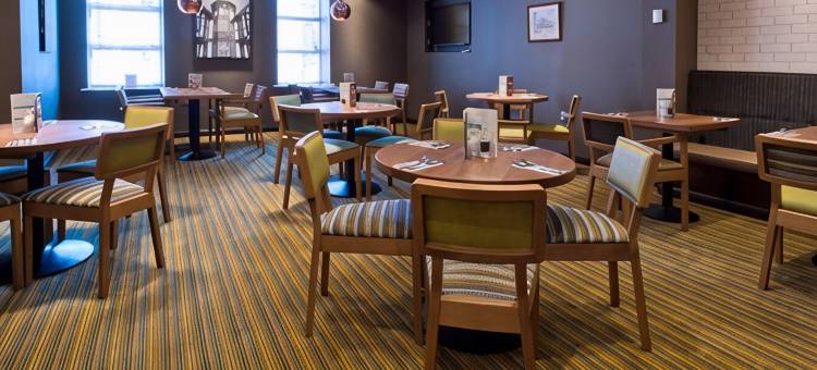 切斯特菲尔德市中心普瑞米尔酒店(Premier Inn Chesterfield Town Centre)图片