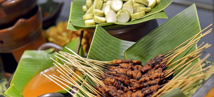 威兹佩姆达三宝拢酒店(Whiz Hotel Pemuda Semarang)图片