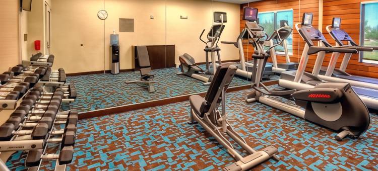 俄克拉荷马市育空万枫套房酒店(Fairfield Inn & Suites Oklahoma City Yukon)图片