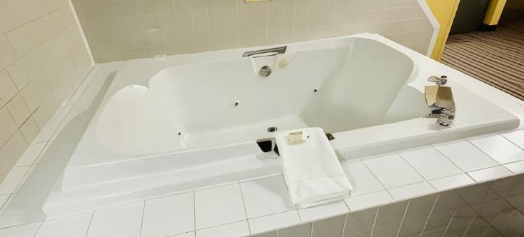 沃伦顿速8酒店(Super 8 by Wyndham Warrenton)图片