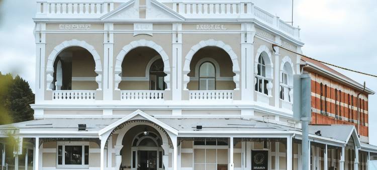 昆斯敦帝国酒店(Empire Hotel Queenstown)图片