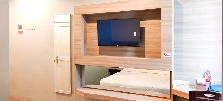 维科斯特普瑞米尔因米特拉瑞德多兹(Wikost Premiere Inn Mitra RedDoorz)图片