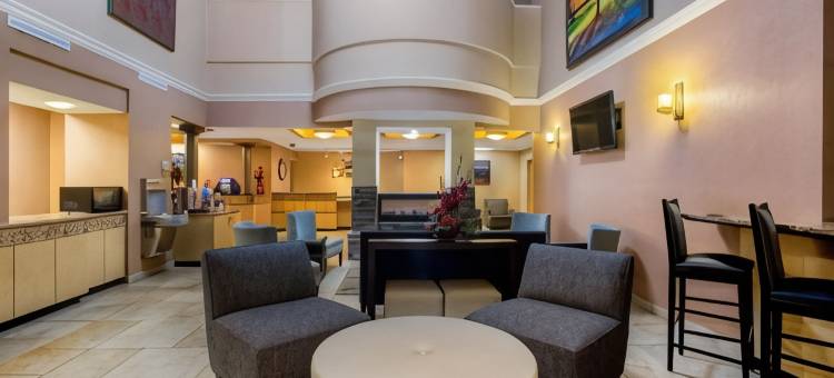 斯普林菲尔德南拉昆塔温德姆套房酒店(La Quinta Inn & Suites by Wyndham Springfield South)图片