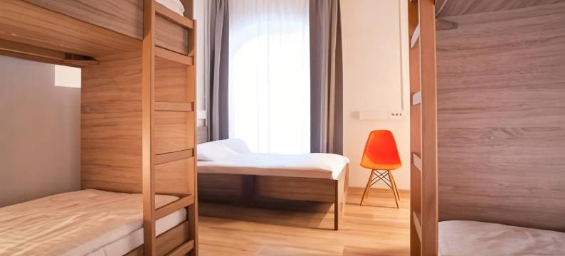 马里博尔UNI民宿酒店(B&B Maribor UNI Hostel)图片