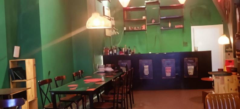 河内集团巢旅舍(Group Nest Hotel)图片