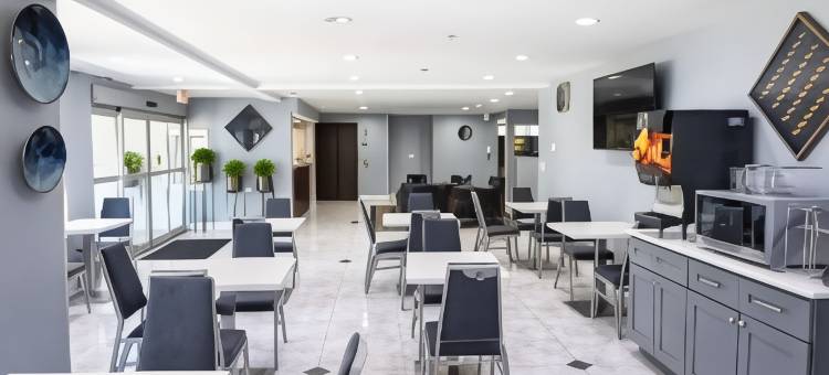 亚特兰大机场南戴斯酒店-温德姆旗下(Days Inn by Wyndham College Park Atlanta Airport South)图片