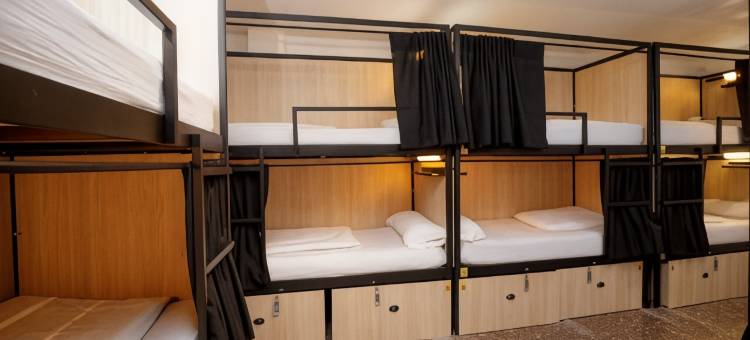 悬空黄巢酒店(Onefam les Corts)图片