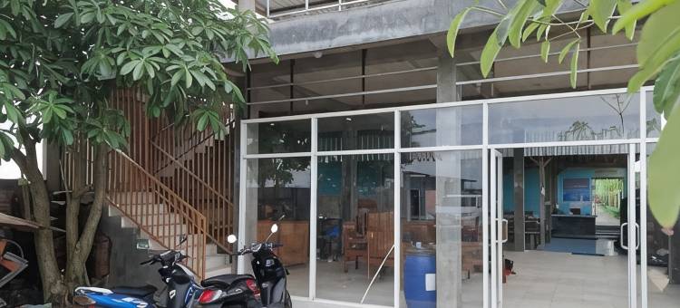 Sukoharjo红多兹民宿@Sekar Tanjung(RedDoorz @ Sekar Tanjung Homestay Sukoharjo)图片