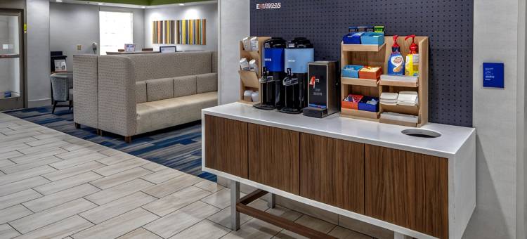智选假日套房酒店克罗斯维尔(Holiday Inn Express & Suites CROSSVILLE by IHG)图片
