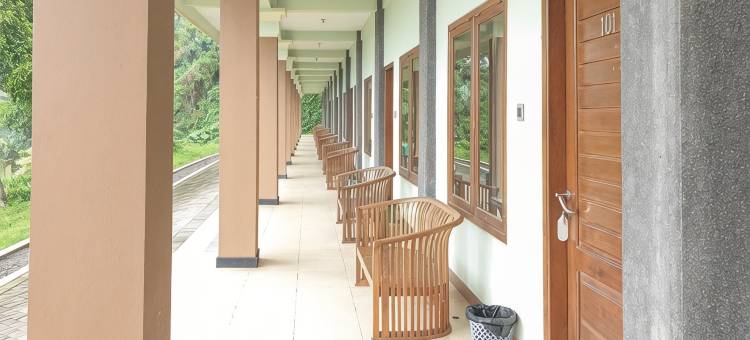 布米贝尔米柏迈酒店靠近贝尔米生态公园-红门酒店(Hotel Bumi Bermi Permai Near Bermi Eco Park Mitra RedDoorz)图片