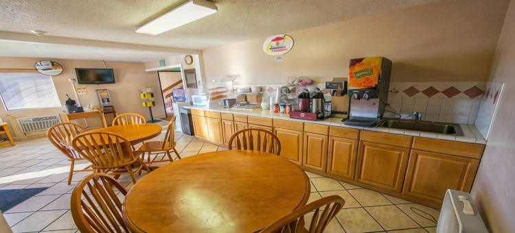 哈瓦苏湖城温德姆速8酒店(Super 8 by Wyndham Lake Havasu City)图片