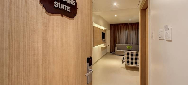 SSK纸牌宴会酒店(The Ssk Solitaire Hotel & Banquets)图片