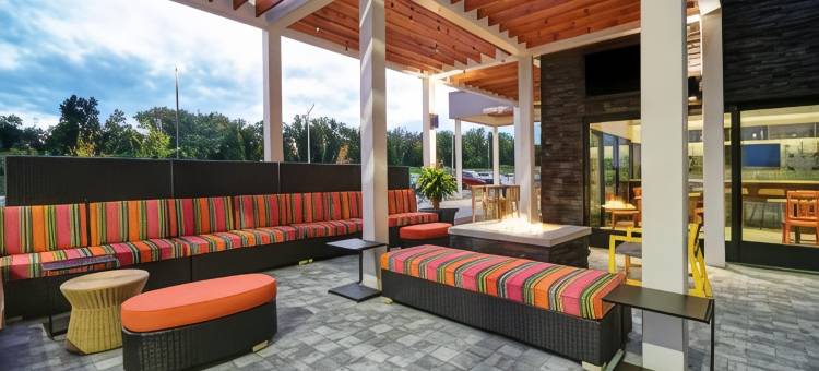 弗吉尼亚布莱克斯堡希尔顿惠庭套房酒店(Home2 Suites by Hilton Blacksburg)图片