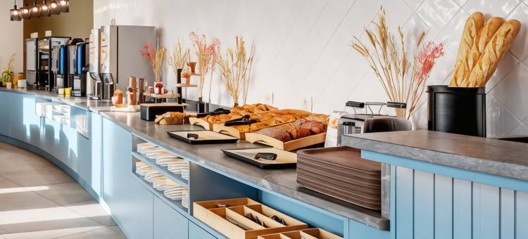 里尔千禧城住宿加早餐酒店(B&B Hotel Lille Lillenium Eurasanté)图片