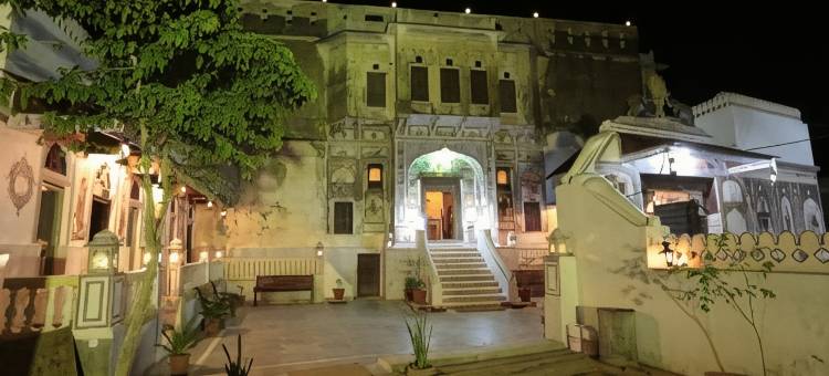 拉迪卡哈维酒店(Hotel Radhika Haveli, Mandawa)图片