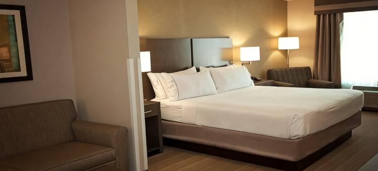 威奇托东北智选假日套房酒店(Holiday Inn Express & Suites Wichita Northeast)图片