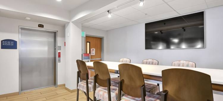 贝斯特韦斯特领航者套房行政住宅酒店(Best Western Plus Navigator Inn  Suites)图片