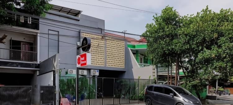 RedDoorz Syariah Plus at Limus Nunggal图片