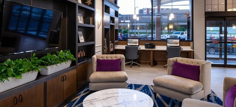 希尔顿逸林康科德市中心酒店(DoubleTree by Hilton Concord Downtown)图片