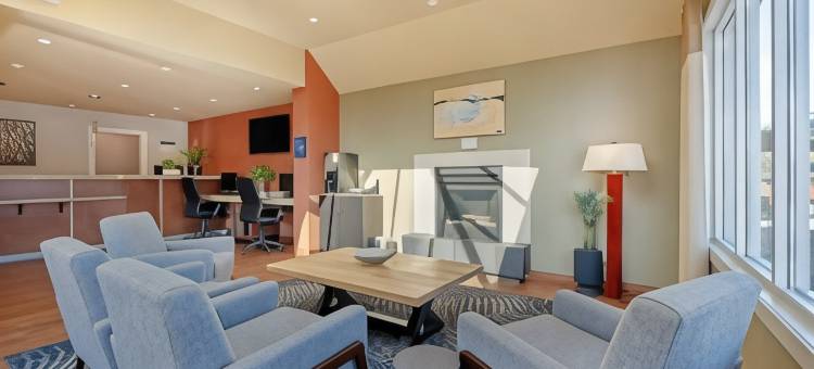 翡翠岛贝斯特韦斯特优质汽车旅店(Best Western Plus Emerald Isle Hotel)图片