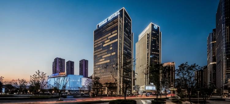 朵亚Max·HOTEL(广州金融城科韵路地铁站店)图片
