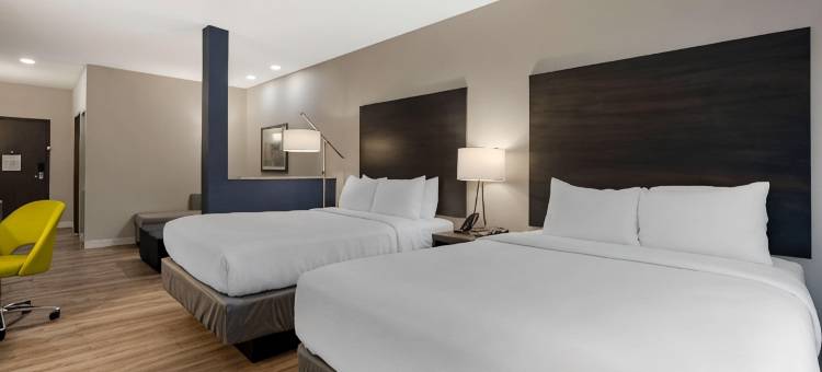 舒适套房酒店(Comfort Suites Cincinnati University - Downtown)图片