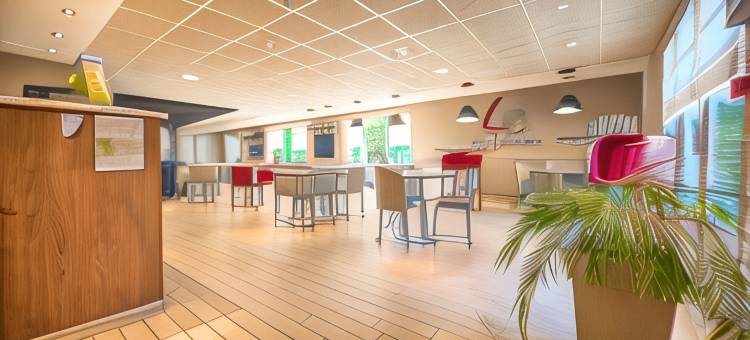 道维拉圣阿奴特康铂酒店(Campanile Deauville - Saint Arnoult)图片