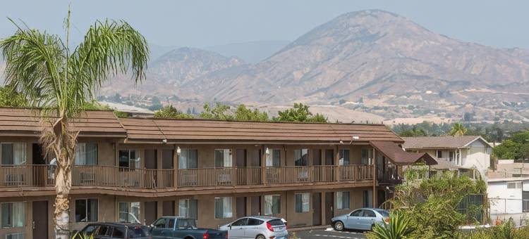 圣贝纳迪诺戴斯酒店-近圣曼努埃尔(Days Inn by Wyndham San Bernardino)图片