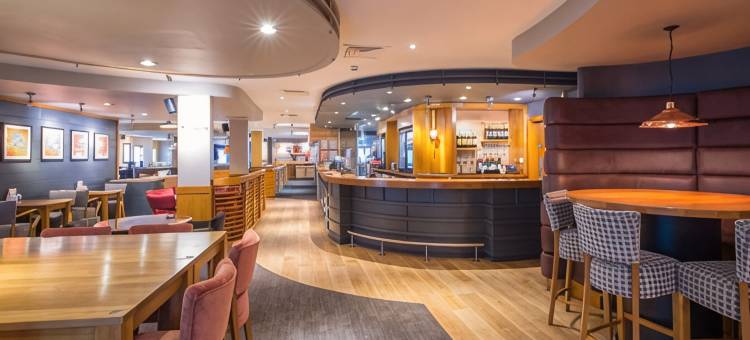 伯格斯希尔普瑞米尔酒店(Premier Inn Burgess Hill)图片
