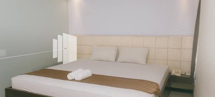 Pits酒店-米特拉红门酒店靠近Atom购物中心(Pits Hotel Mitra RedDoorz Near Atom Mall)图片