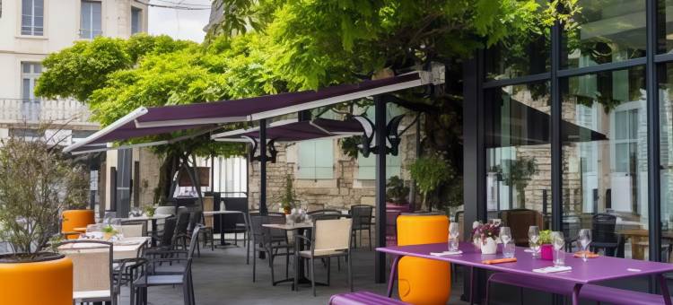 芬塔拉比酒店(Logis Hôtel-Restaurant le Fontarabie)图片