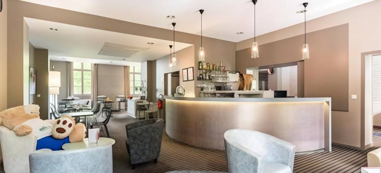 迪南科内塔布尔英式酒店(Brit Hotel Spa le Connetable)图片
