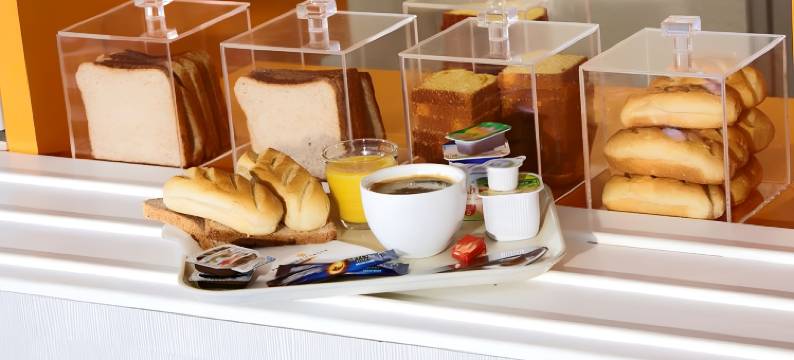 路恩普拉薛南敦刻尔克酒店(Premiere Classe Dunkerque Sud - Loon Plage)图片