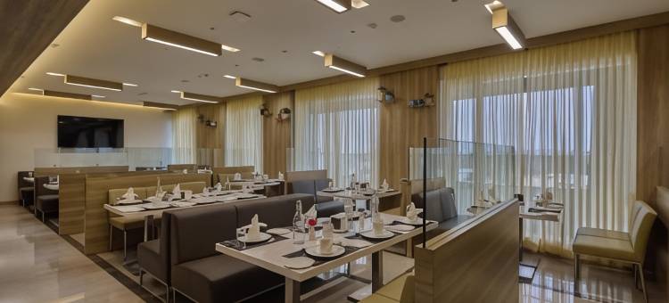 大陆豪苏尔萨罗瓦尔港口联盟酒店(Grand Continent Hosur A Sarovar Portico Affiliate Hotel)图片