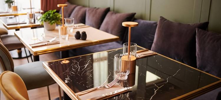 永河畔拉罗什方屋翰悦阁酒店(Square Lodge Hotel la Roche Sur Yon - Handwritten Collection)图片