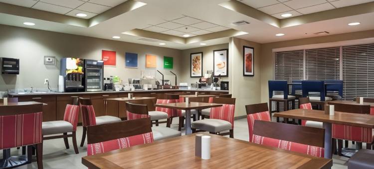 舒适套房酒店-中心/44号州际公路(Comfort Suites Central-I-44)图片