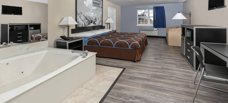 阿林顿速8酒店-近AT＆T体育场(Super 8 by Wyndham Arlington Near at&T Stadium)图片