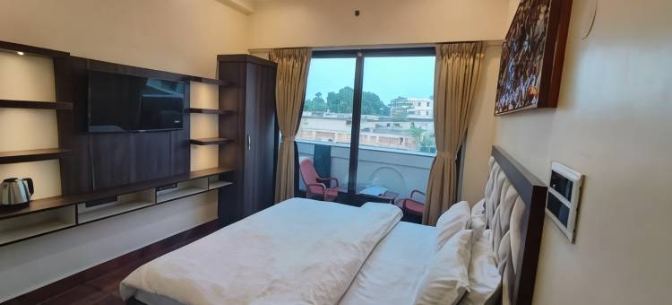 Ratna Hotel & Banquet图片
