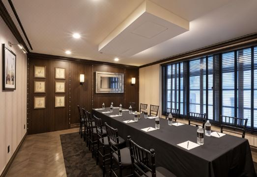 Iroquois New York Times Square Hotel Overview