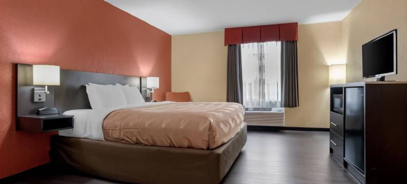 凤凰城哥伦布凯艺酒店(Quality Inn Phenix City Columbus)图片