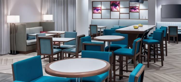 坦帕市中心运河区欢朋酒店(Hampton Inn Tampa Downtown Channel District, FL)图片