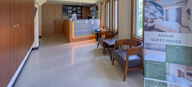 Urbanview Anelia Guest House Syariah图片